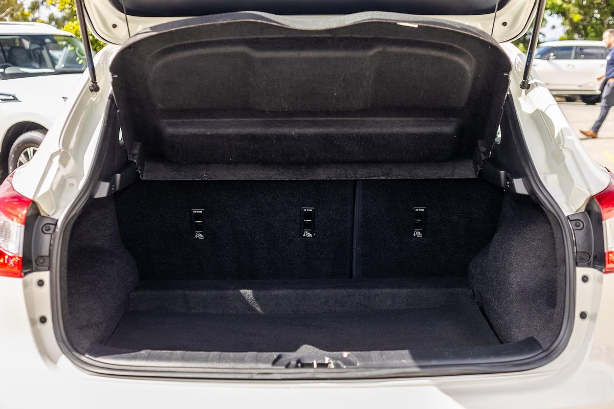 2014 Nissan QASHQAI ST J11