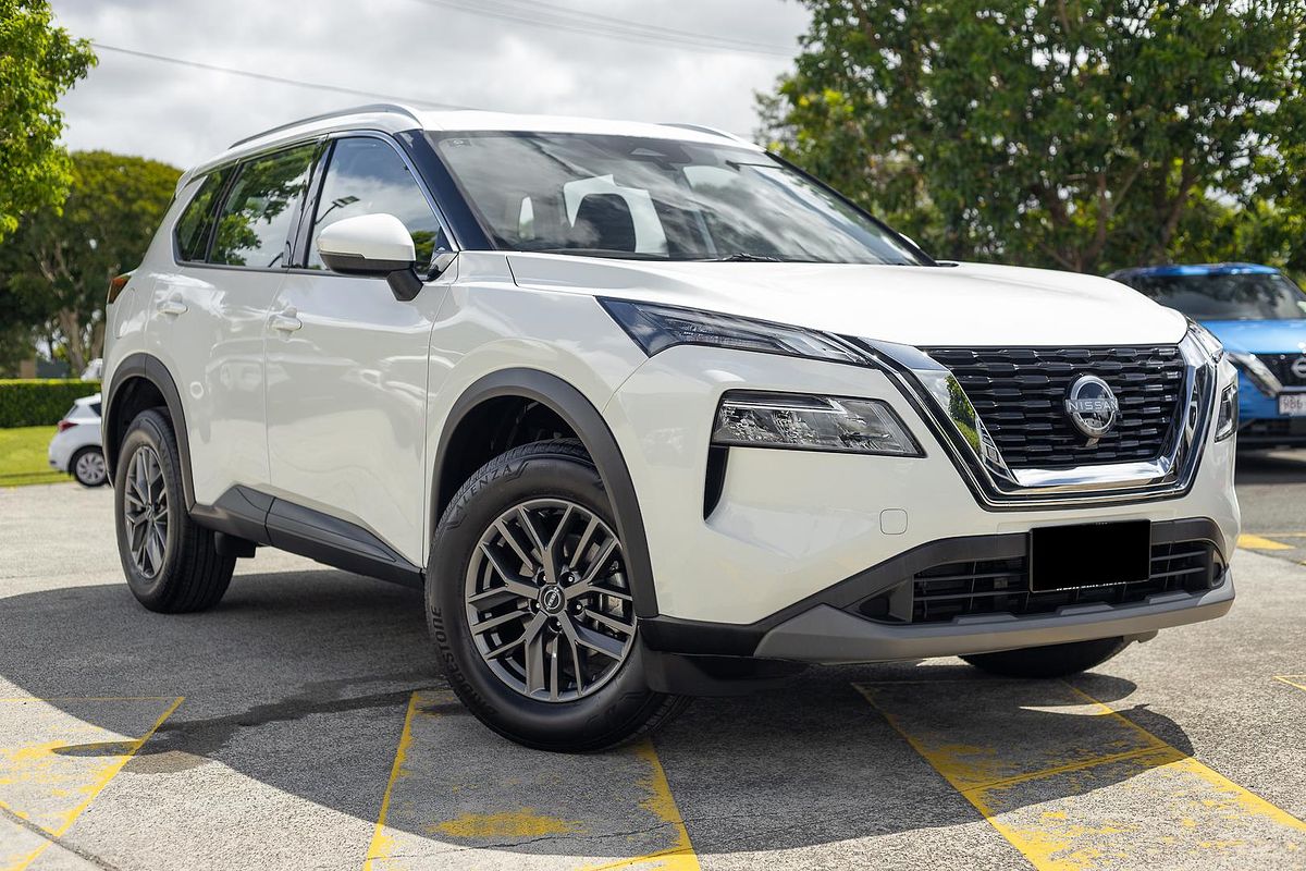 2024 Nissan X-TRAIL ST T33