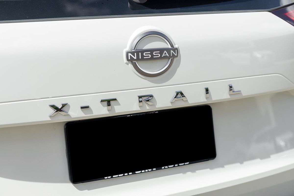 2024 Nissan X-TRAIL ST T33