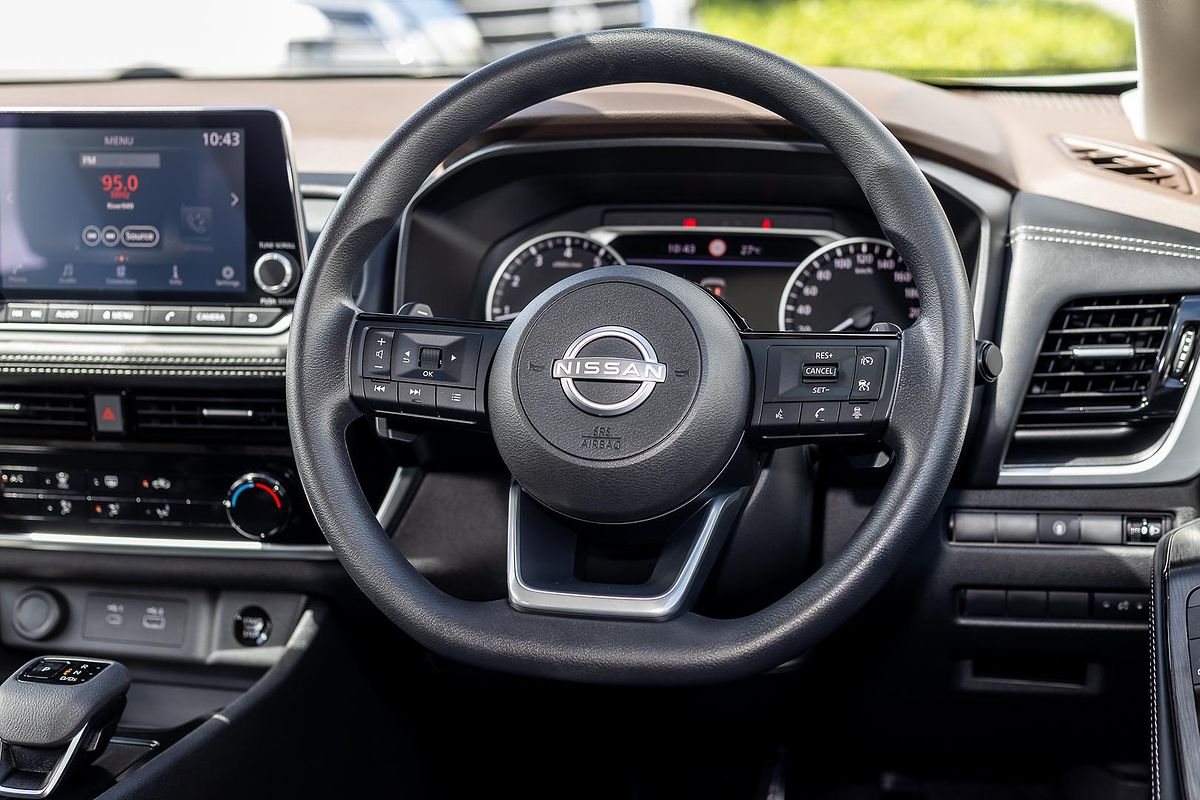 2024 Nissan X-TRAIL ST T33