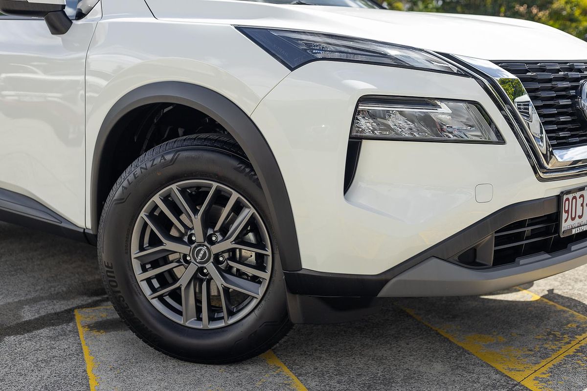 2024 Nissan X-TRAIL ST T33