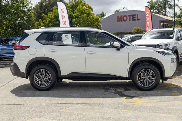2024 Nissan X-TRAIL ST T33
