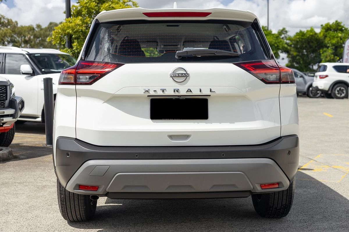 2024 Nissan X-TRAIL ST T33