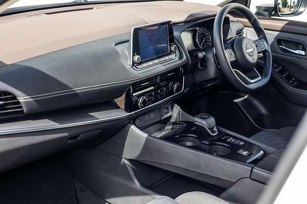 2024 Nissan X-TRAIL ST T33