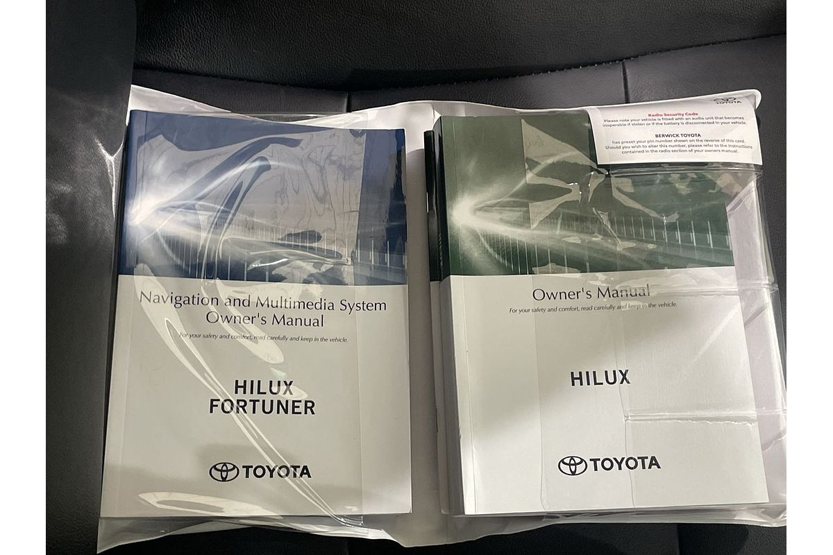 2023 Toyota Hilux SR5 GUN126R 4X4