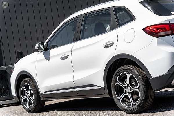 2025 MG ZS Essence ZS32