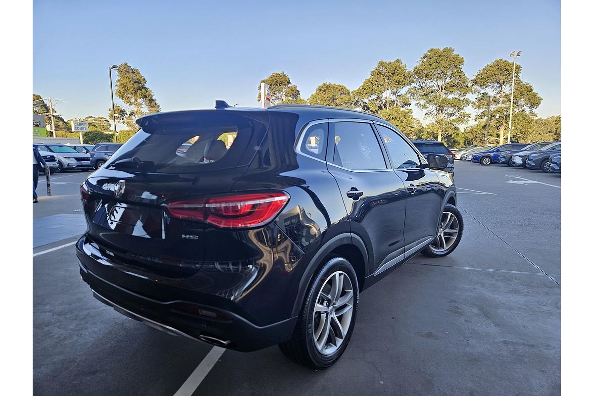 2022 MG HS Essence SAS23