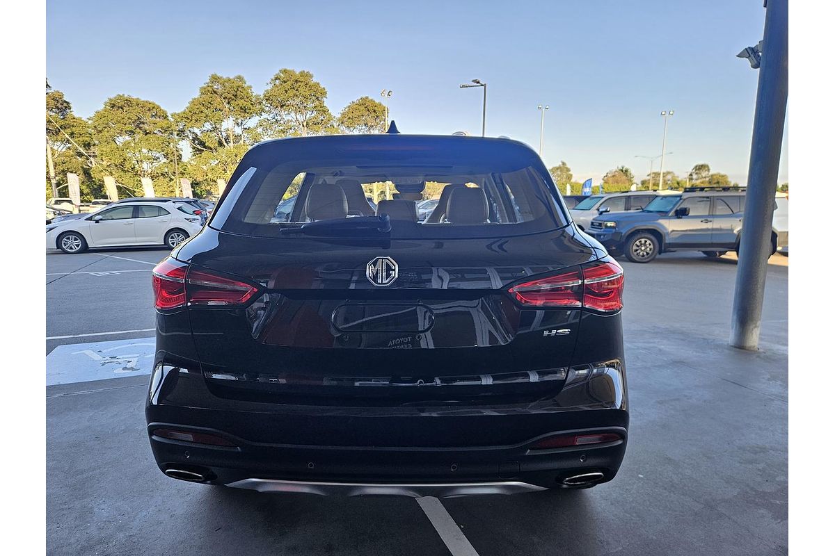 2022 MG HS Essence SAS23
