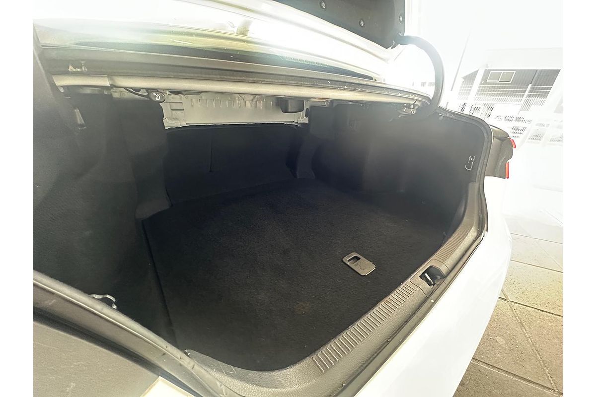 2019 Toyota Camry Ascent ASV70R