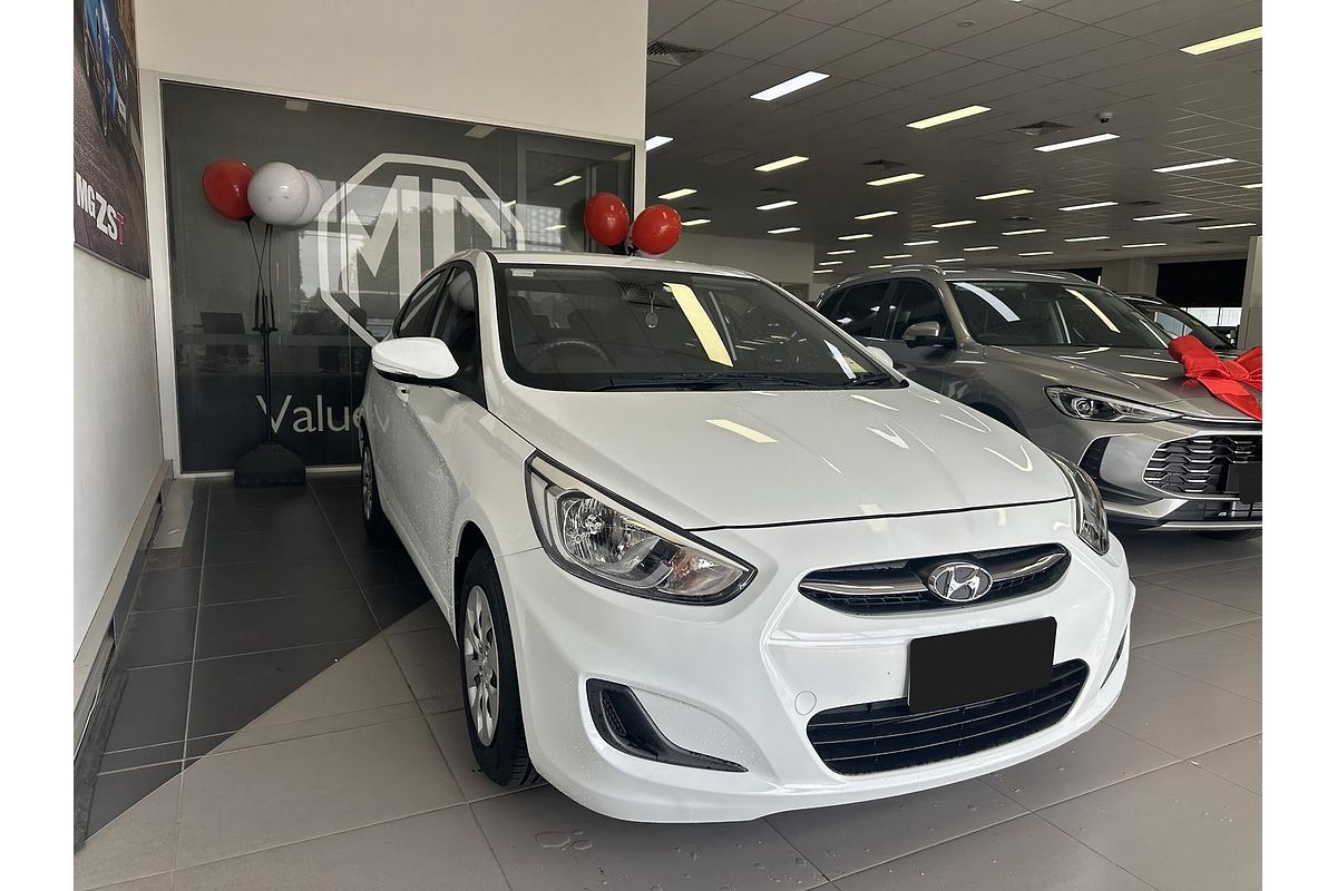 2015 Hyundai Accent Active RB3
