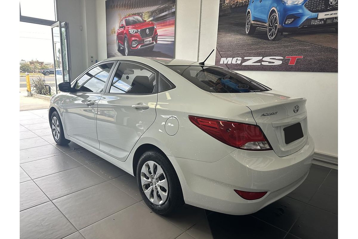 2015 Hyundai Accent Active RB3