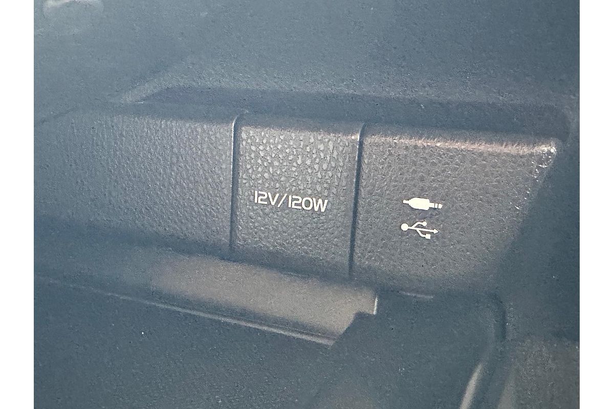 2019 Toyota Camry Ascent ASV70R