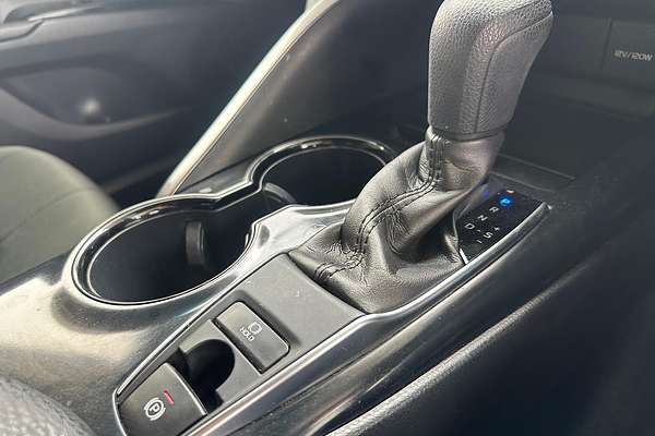 2019 Toyota Camry Ascent ASV70R