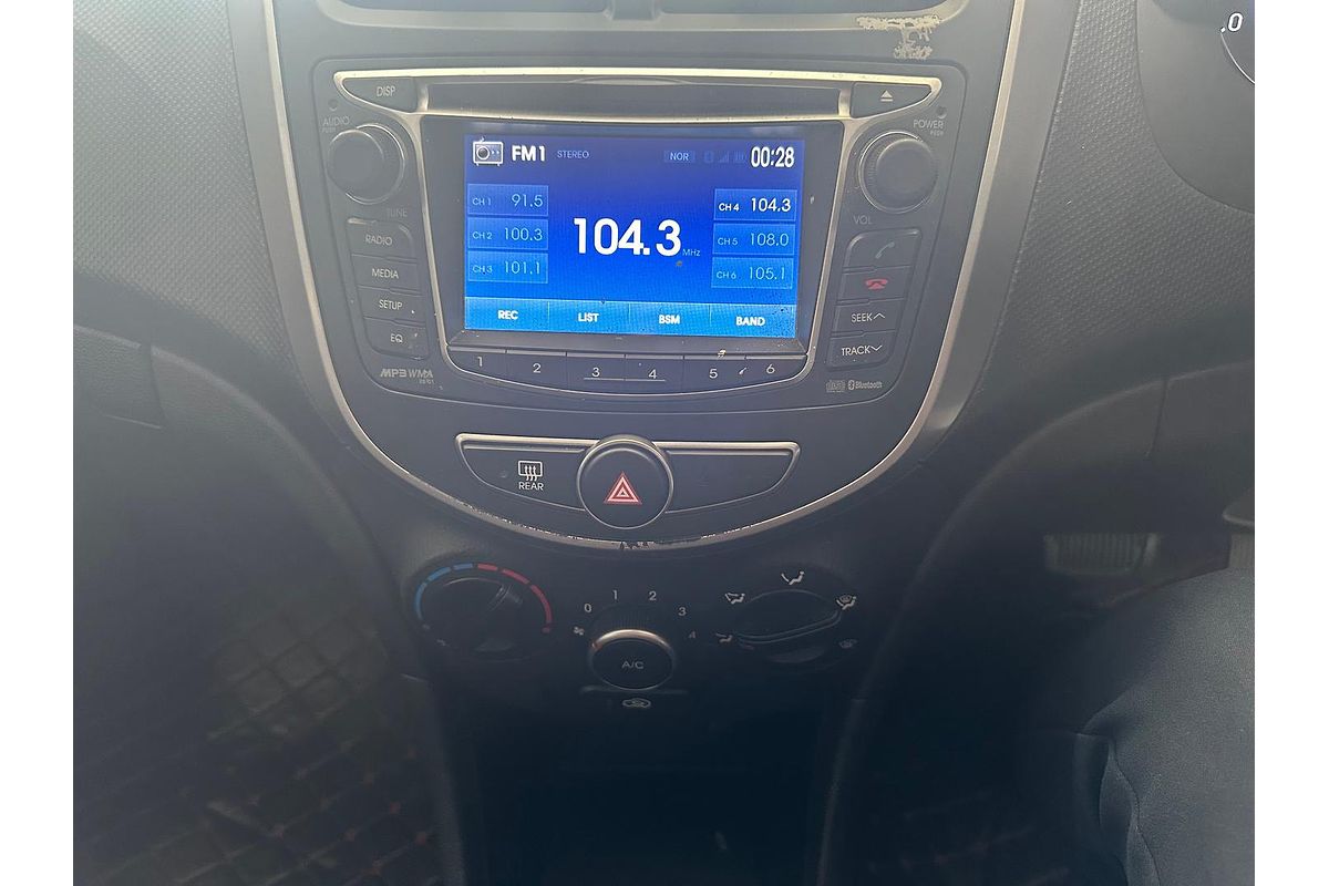 2015 Hyundai Accent Active RB3