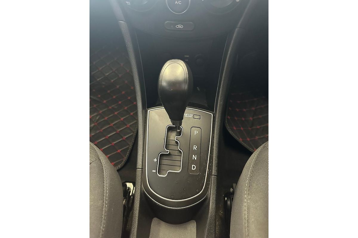 2015 Hyundai Accent Active RB3