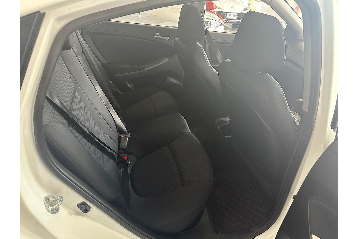 2015 Hyundai Accent Active RB3
