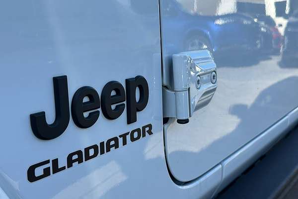 2021 Jeep Gladiator Night Eagle JT All Wheel Drive