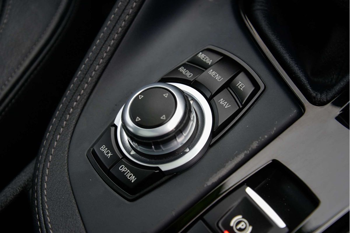2015 BMW X1 xDrive20d F48