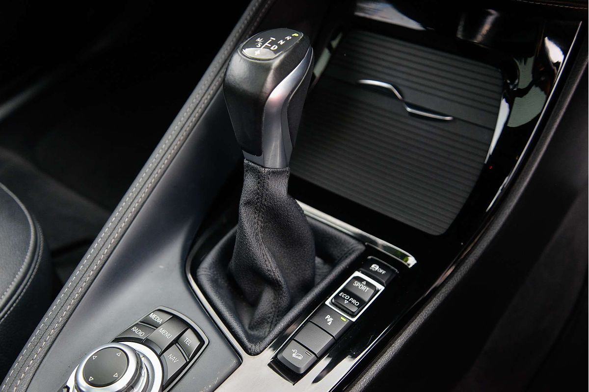 2015 BMW X1 xDrive20d F48