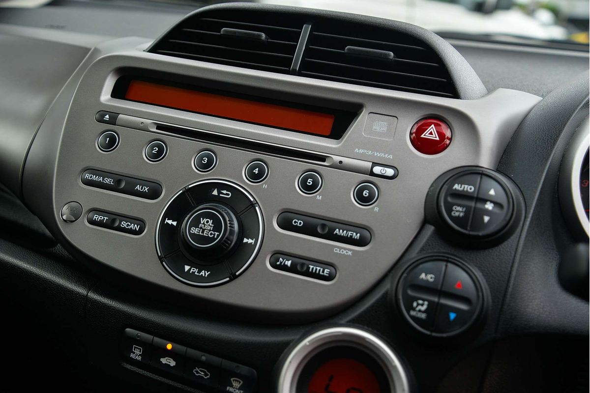 2012 Honda Jazz Vibe GE
