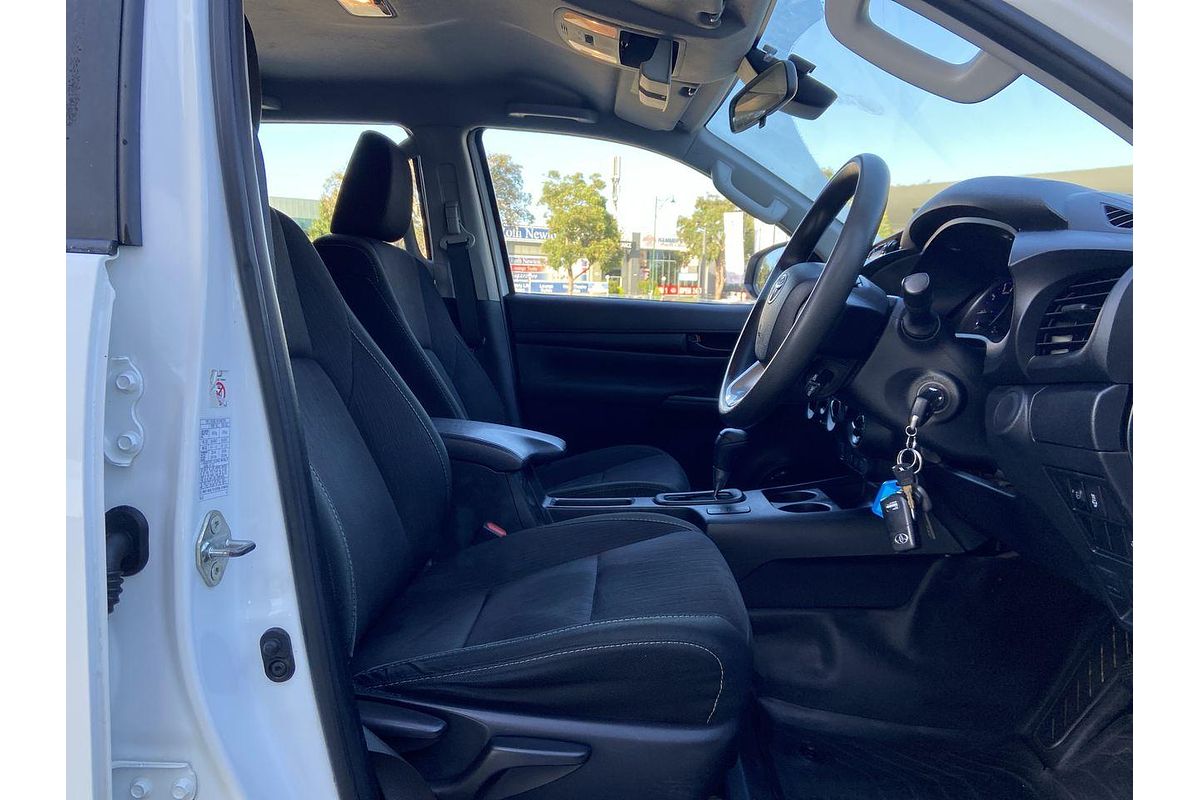 2019 Toyota Hilux SR GUN126R 4X4