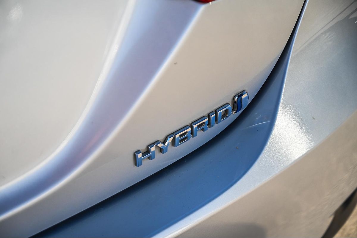 2019 Toyota Camry Ascent AXVH71R