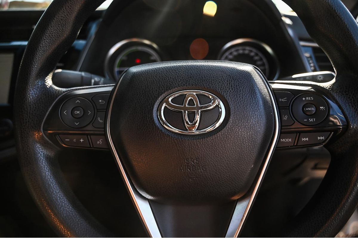 2019 Toyota Camry Ascent AXVH71R