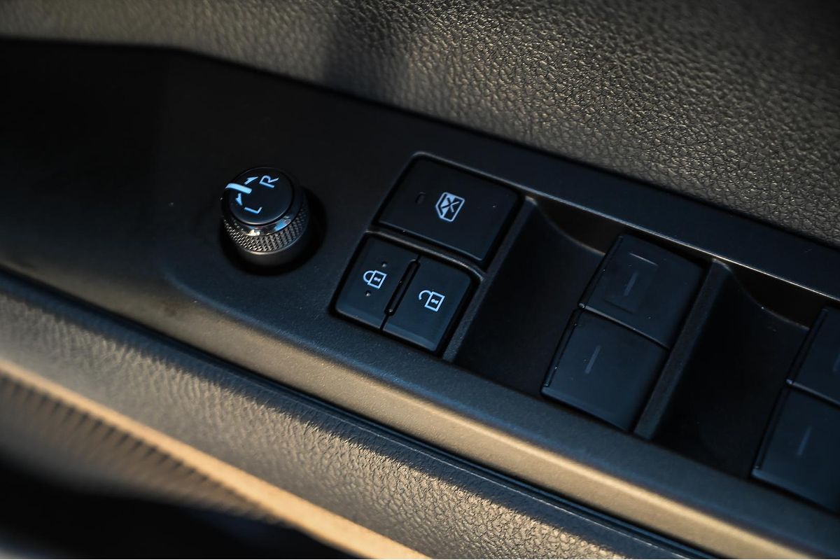 2023 Toyota Camry Ascent AXVH70R