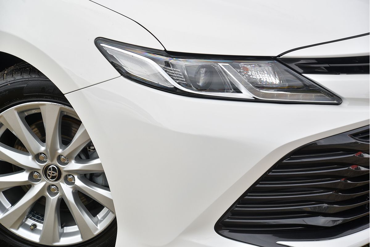 2018 Toyota Camry Ascent Sport AXVH71R