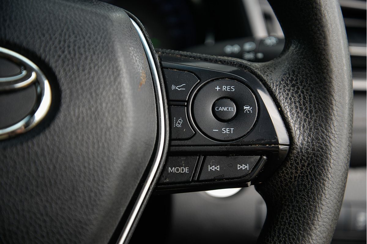 2018 Toyota Camry Ascent Sport AXVH71R