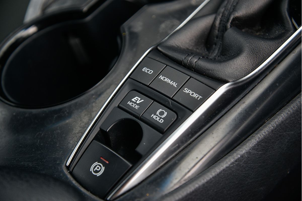 2018 Toyota Camry Ascent Sport AXVH71R