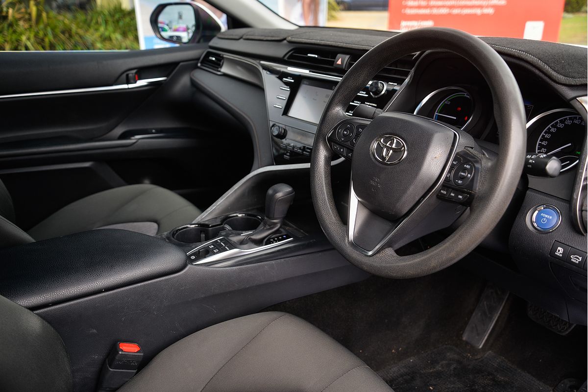 2018 Toyota Camry Ascent Sport AXVH71R