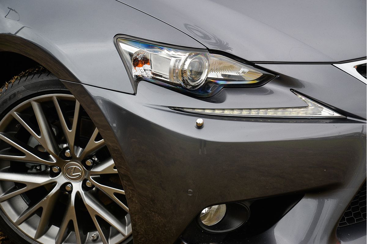 2013 Lexus IS IS250 Sports Luxury GSE30R