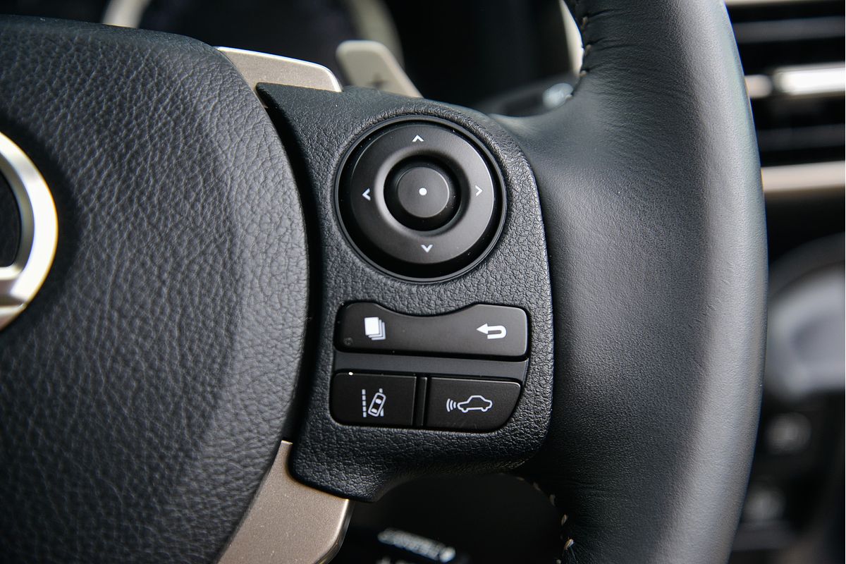 2013 Lexus IS IS250 Sports Luxury GSE30R