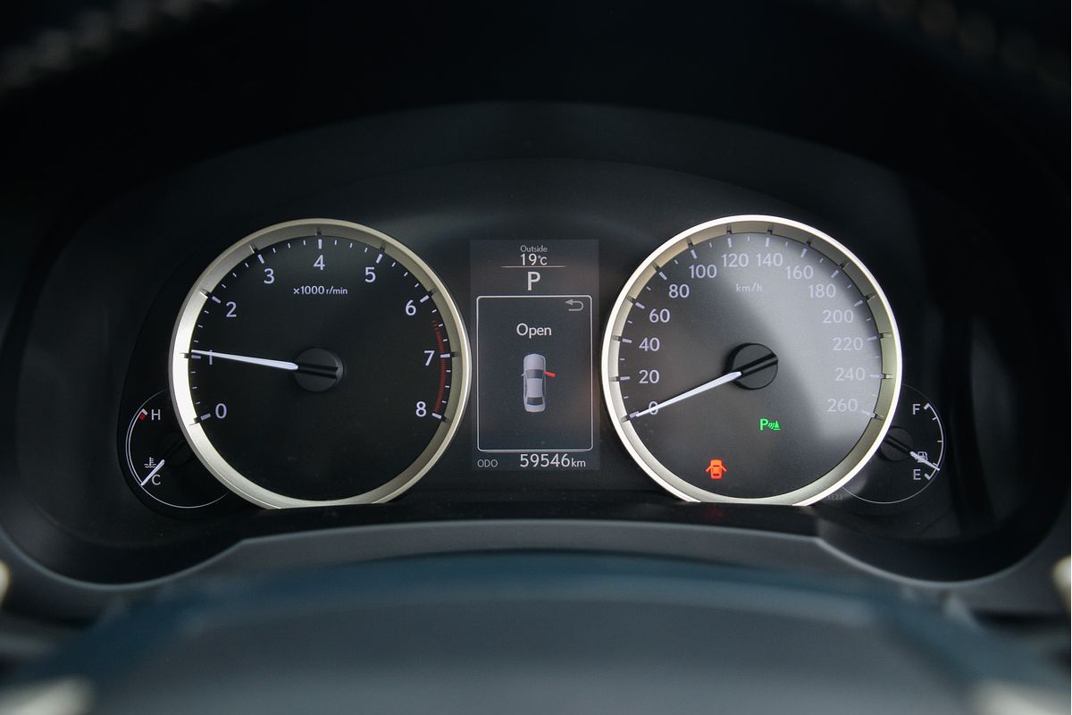 2013 Lexus IS IS250 Sports Luxury GSE30R