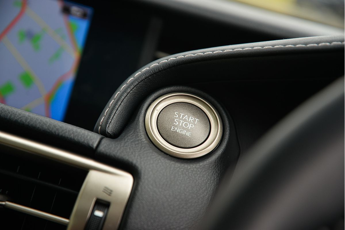 2013 Lexus IS IS250 Sports Luxury GSE30R