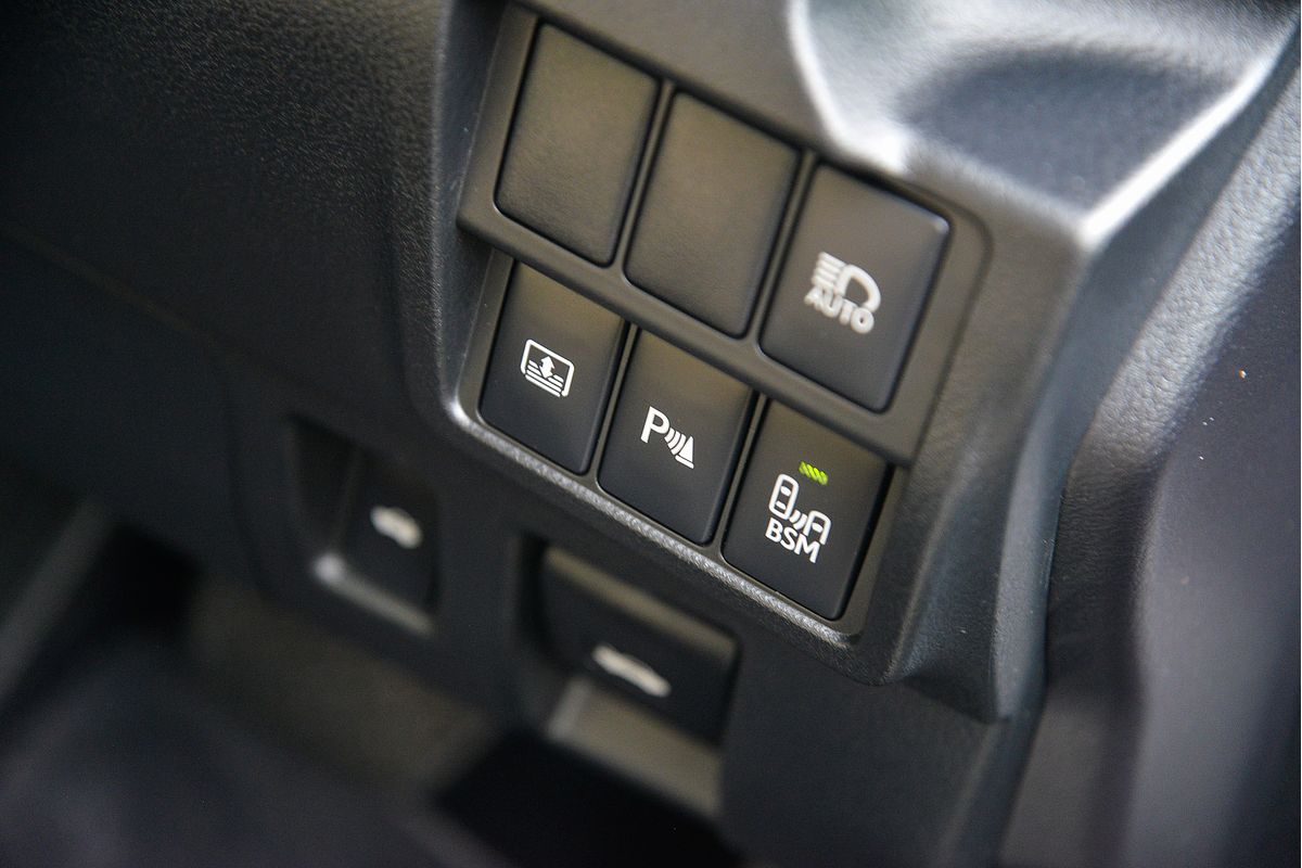 2013 Lexus IS IS250 Sports Luxury GSE30R