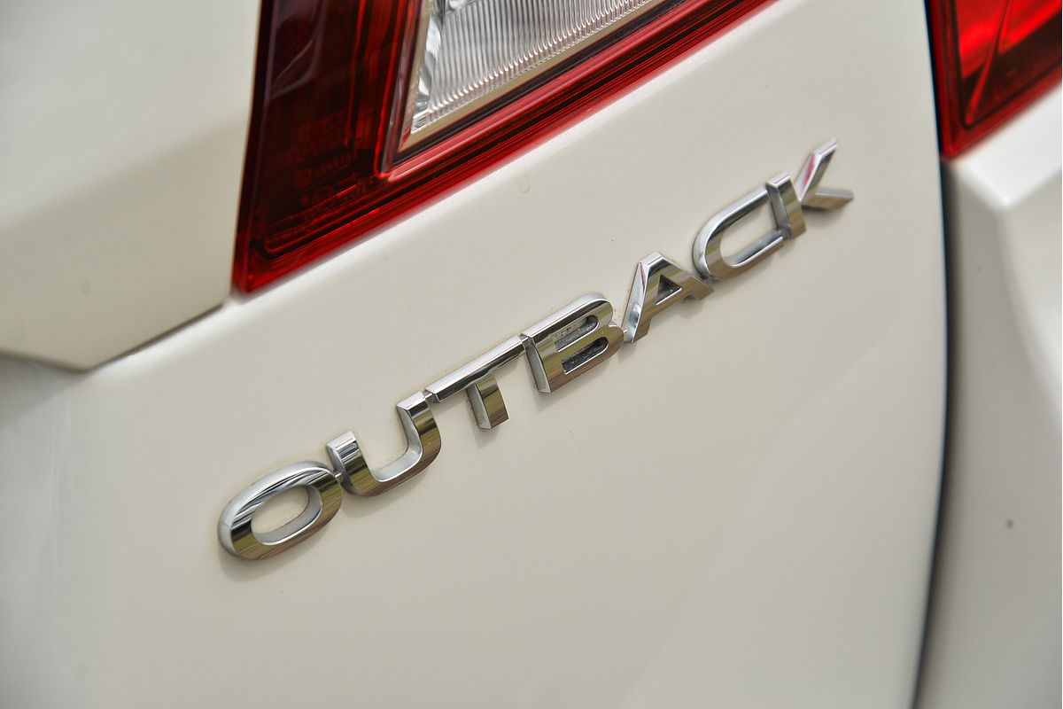 2017 Subaru Outback 2.5i Premium 5GEN