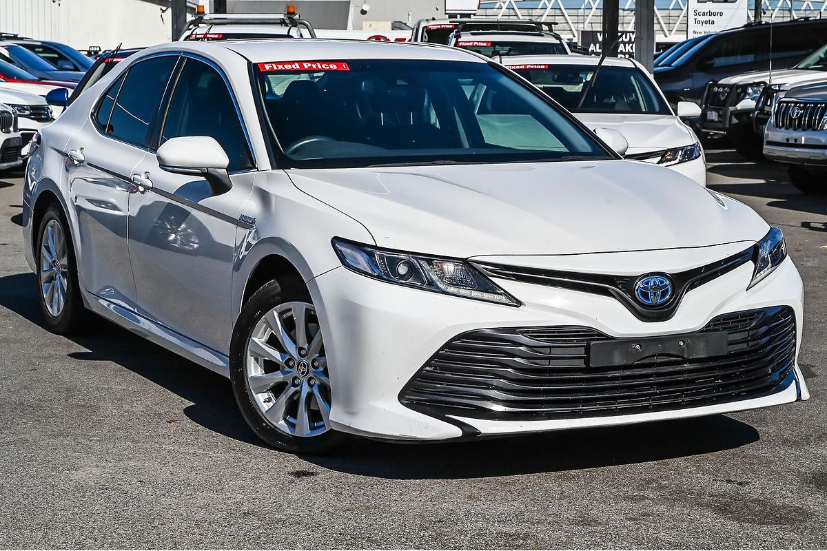 2020 Toyota Camry Ascent AXVH70R