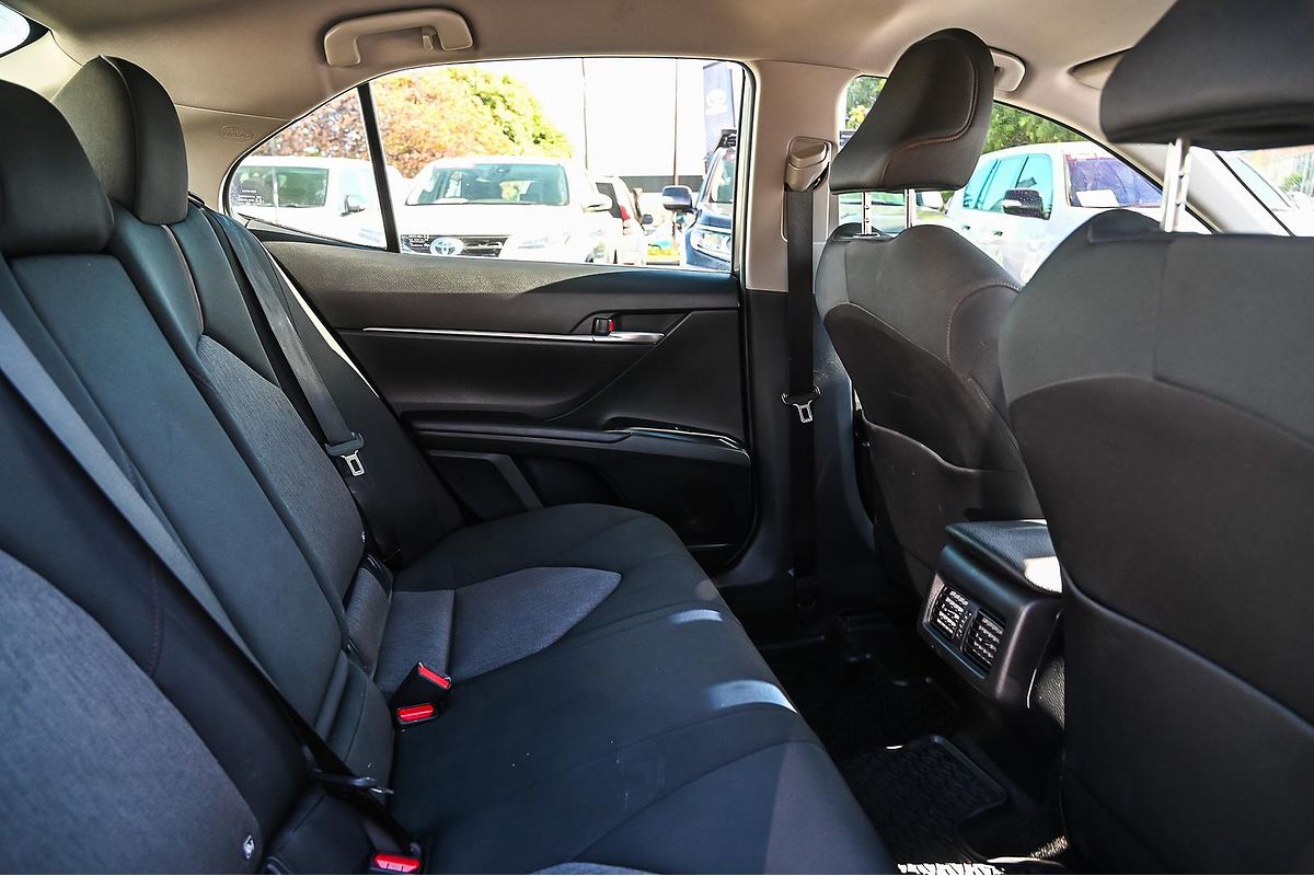 2020 Toyota Camry Ascent AXVH70R