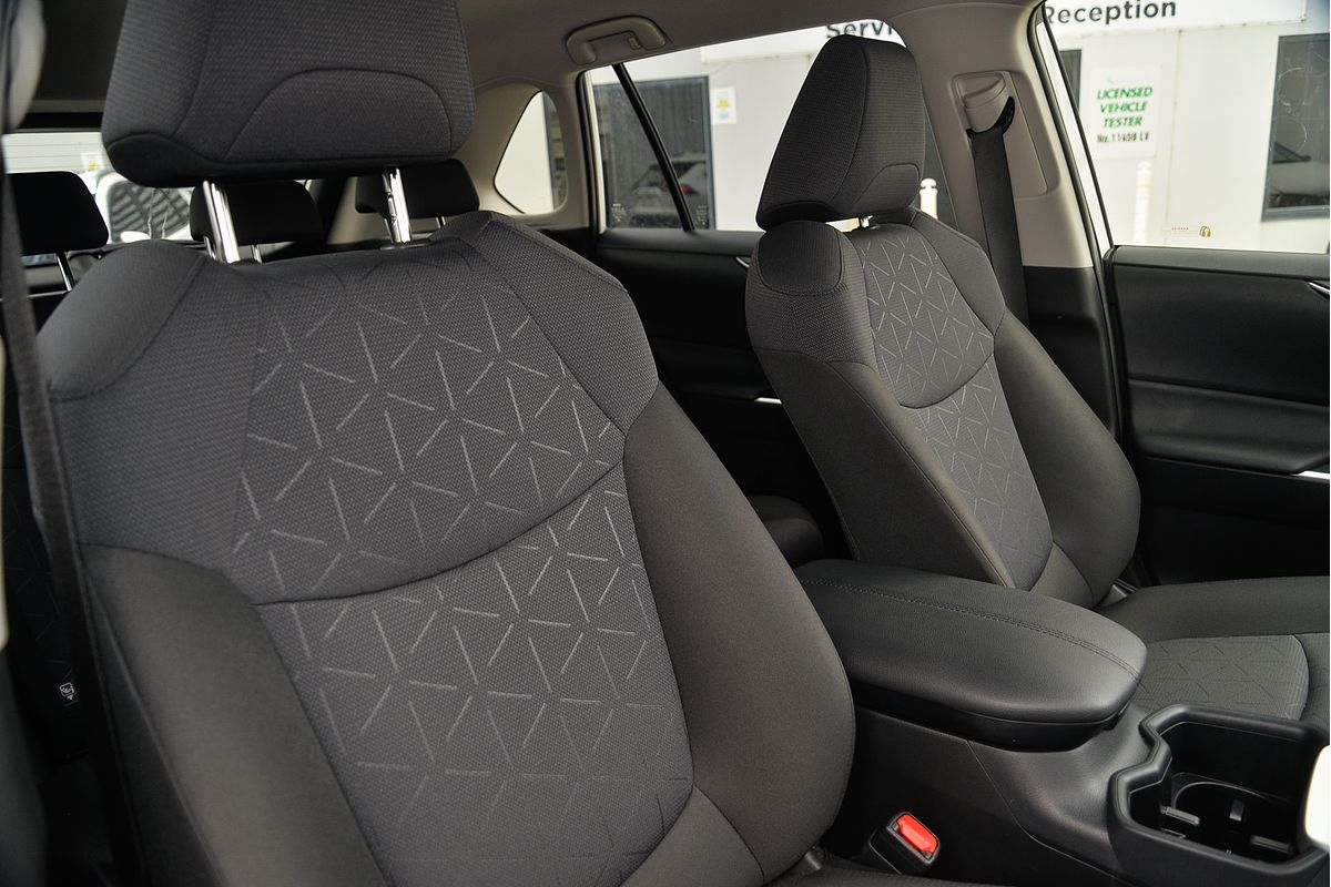 2022 Toyota RAV4 GXL MXAA52R