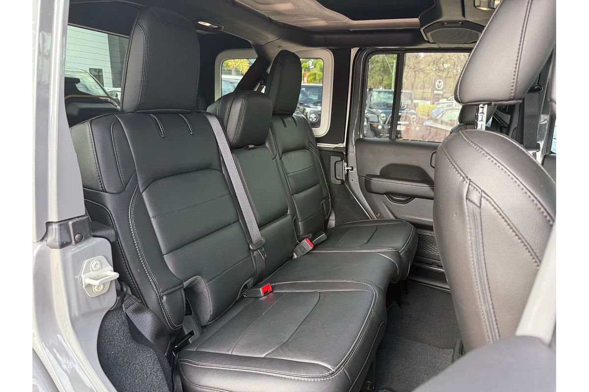 2023 Jeep Wrangler Unlimited Overland JL