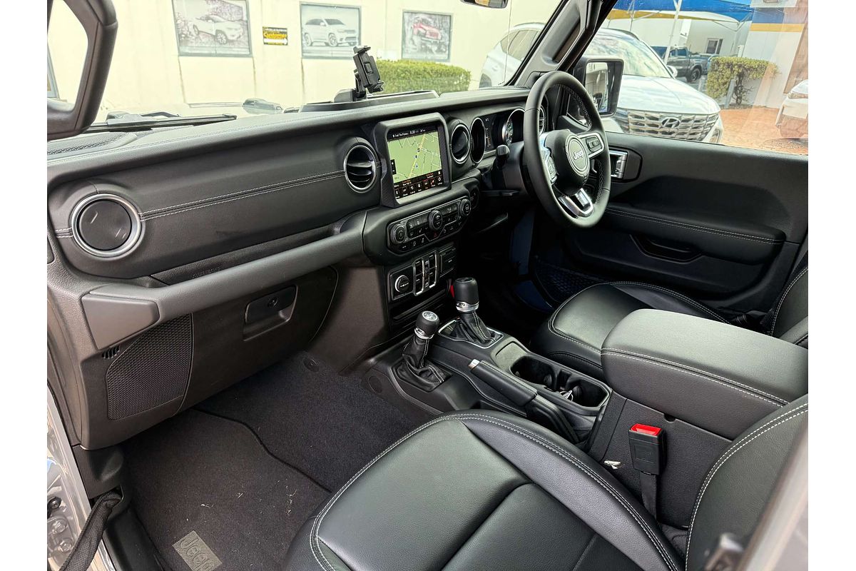 2023 Jeep Wrangler Unlimited Overland JL