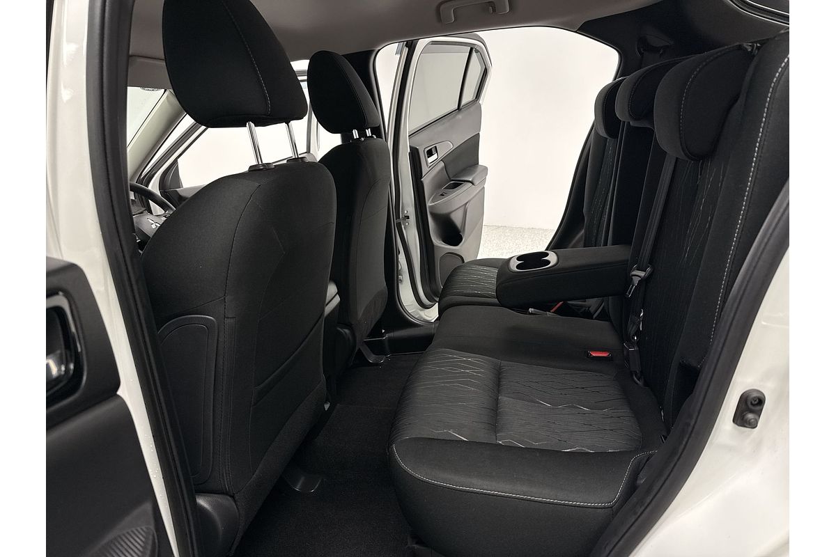 2019 Mitsubishi Eclipse Cross LS YA
