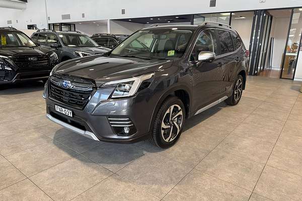 2024 Subaru Forester 2.5i-S S5