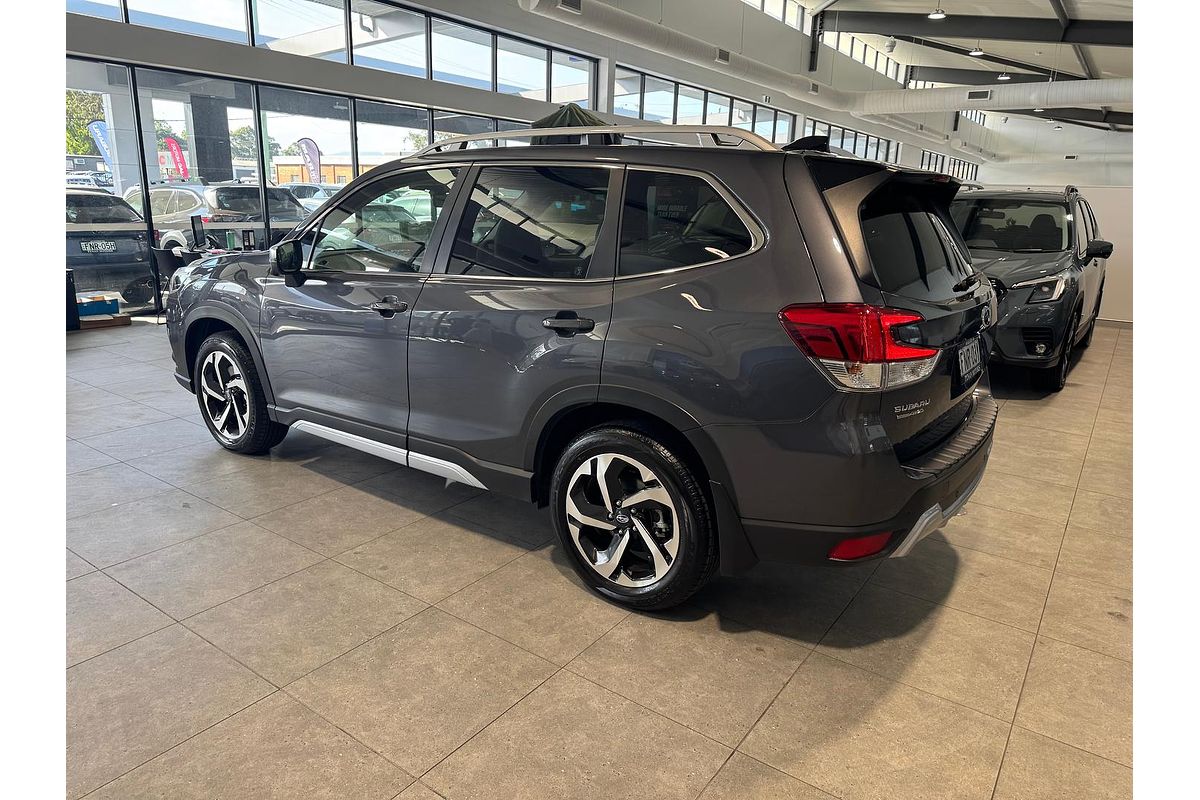 2024 Subaru Forester 2.5i-S S5