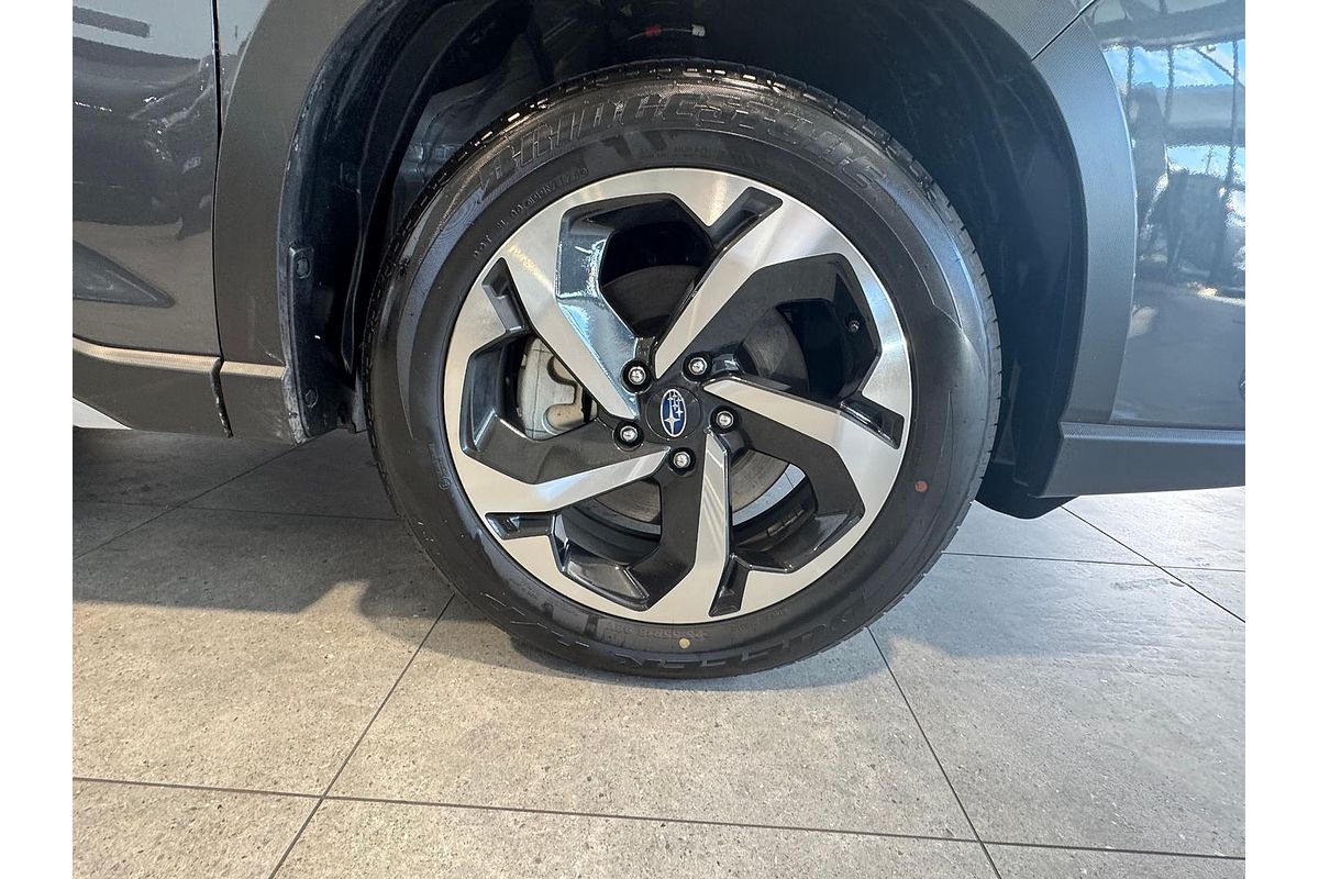 2024 Subaru Forester 2.5i-S S5