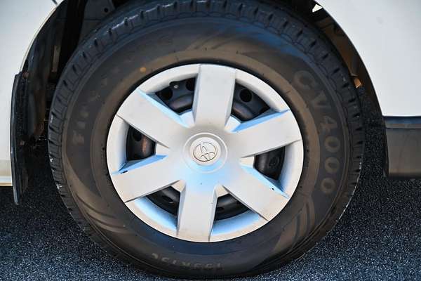 2014 Toyota Hiace KDH201R LWB