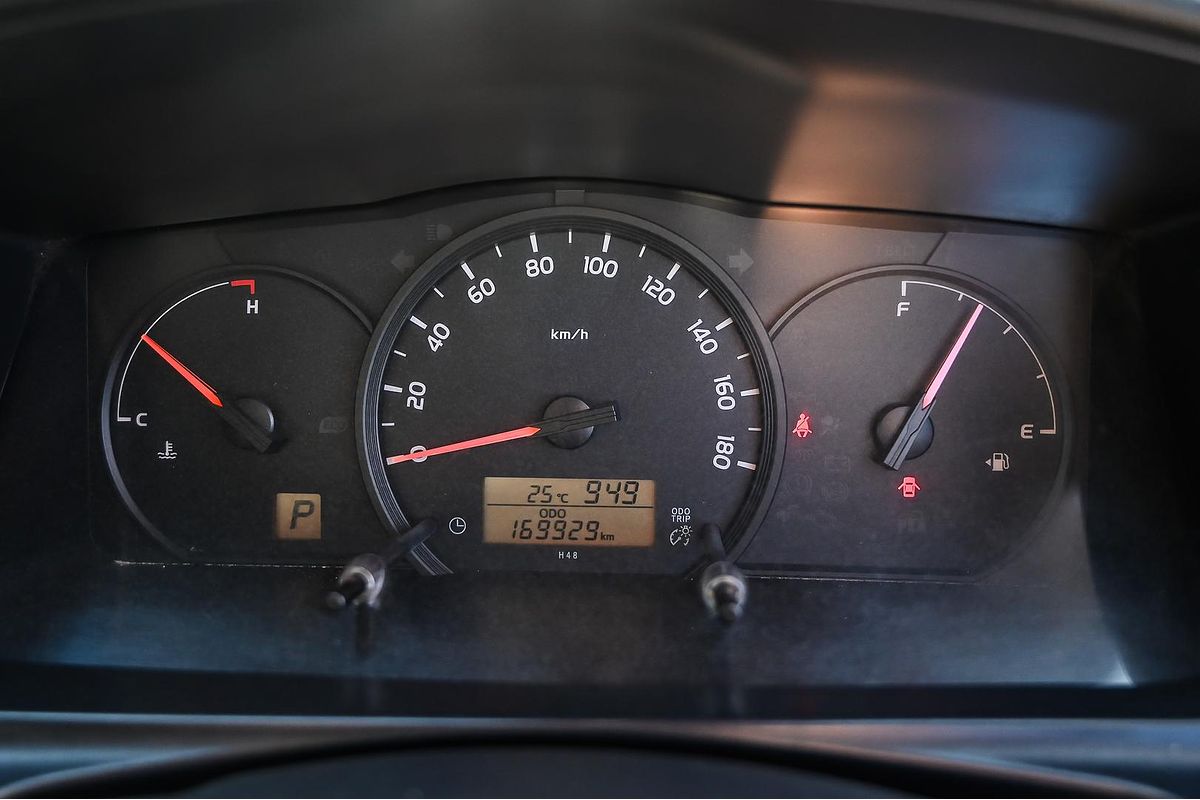 2014 Toyota Hiace KDH201R LWB