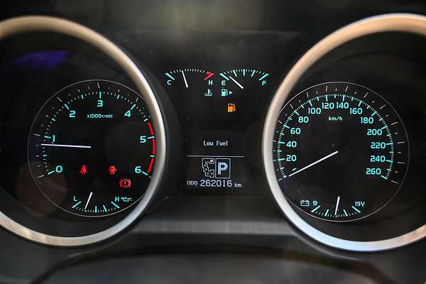 2010 Toyota Landcruiser Sahara VDJ200R